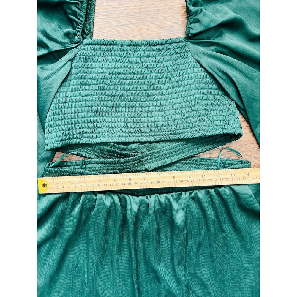 Blu Pepper Hunter Green Satin Two Piece Set Smocked Crop Top Ruffle Skirt L NEW - Picture 4 of 6